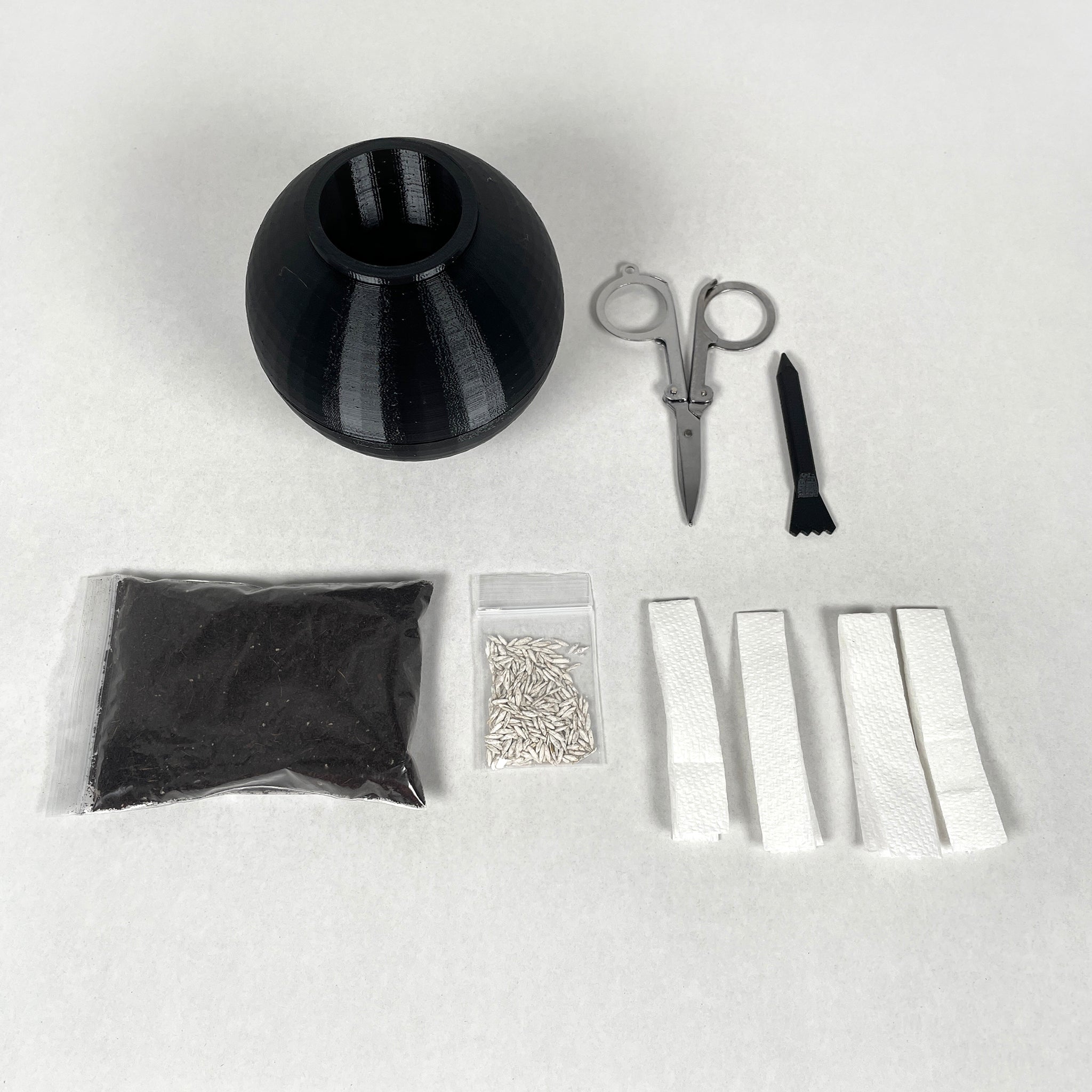 The Sphere — Kusasei™ Series of Self-Watering Planters