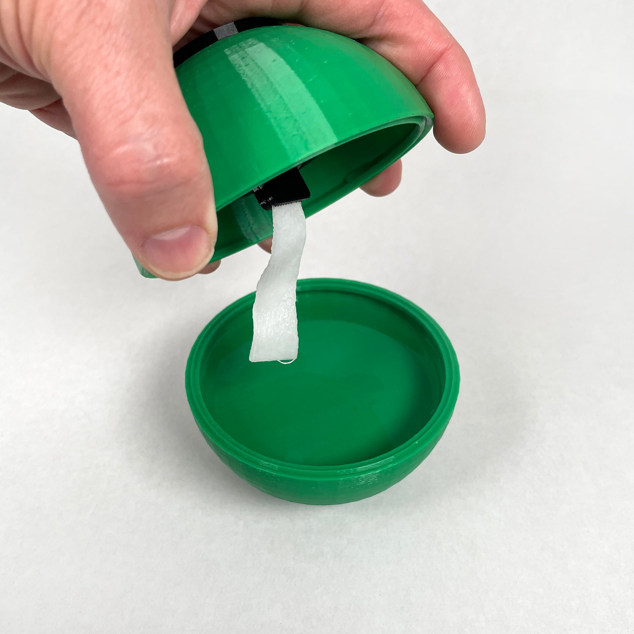 The Sphere — Kusasei™ Series of Self-Watering Planters